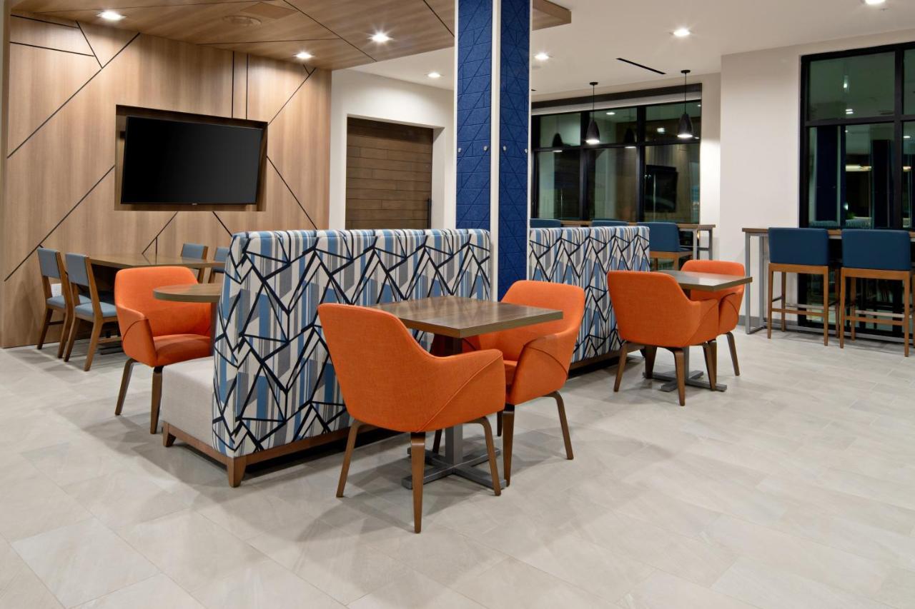 Hotel Express & - - Santa Clarita By Ihg